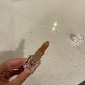 KKW LIPSTICK NUDE 2